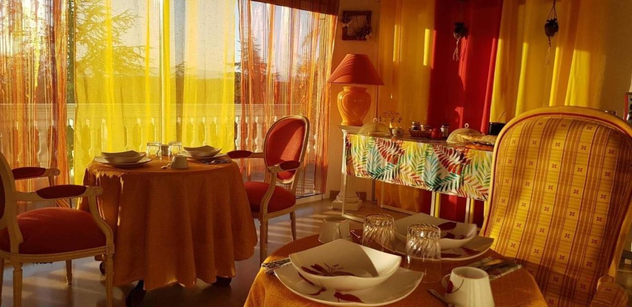 Couette-café Tikazéla - Domaine Ombre Et Lumière Saint-Jean-de-Muzols