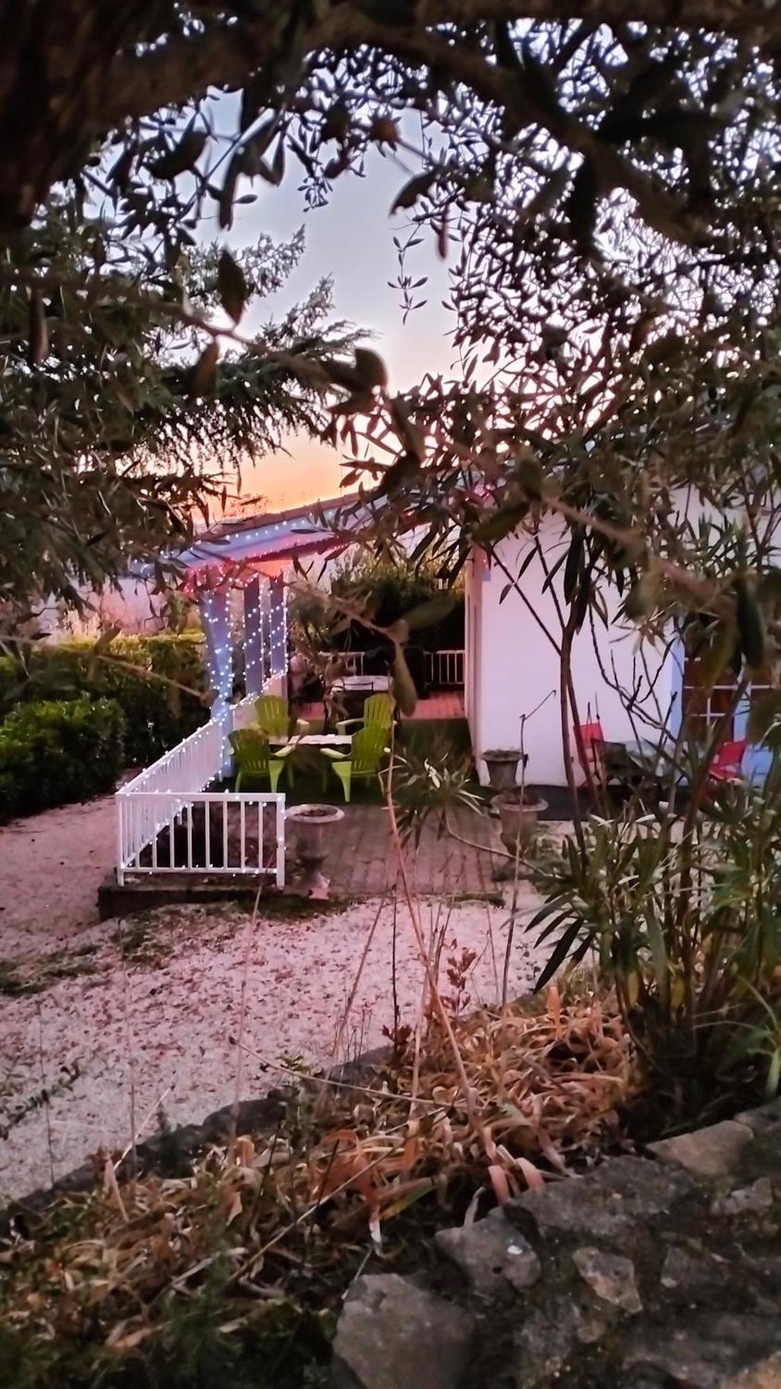Couette-café Tikazéla - Domaine Ombre Et Lumière Saint-Jean-de-Muzols